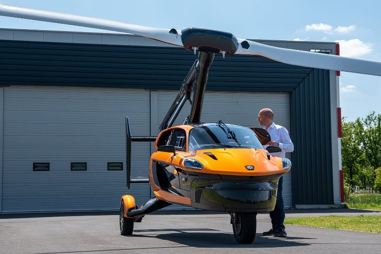 Development of composites rotor blades for flying car 