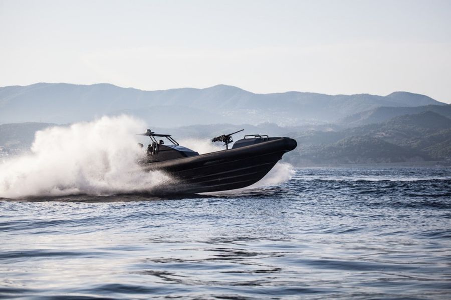 Mel Composites and Aresa Shipyards collaborate to build high speed marine craft 