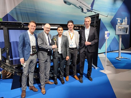 TU Delft and SAM XL pick up their JEC Composites Innovation Award 2025 for ‘Aerospace Parts’